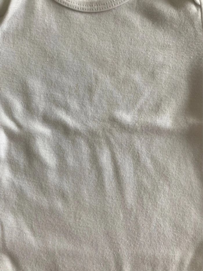 Lot bodies blancs Gémo - photo numéro 6