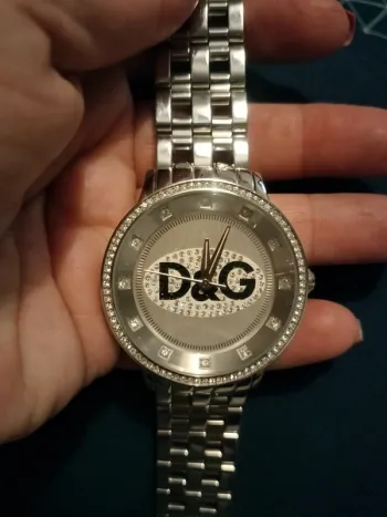 Montre d&g
