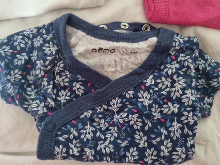 Lot de 3 bodies 1 mois - photo numéro 2