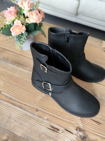 Boots neuves 37