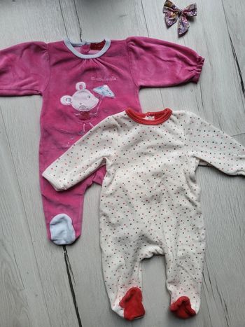 Lot de 2 pyjamas velours fille 3mois tissaia neufs