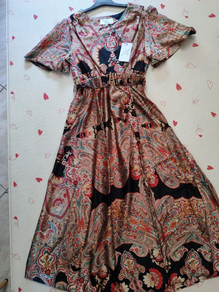 Robe longue neuve taille M