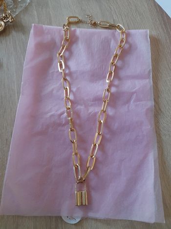 Collier