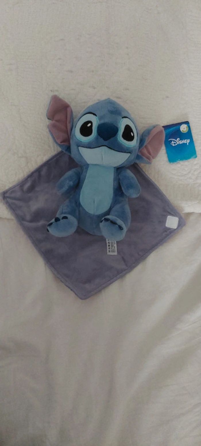 Peluche Stitch bleu avec couverture 25 cm - photo numéro 8