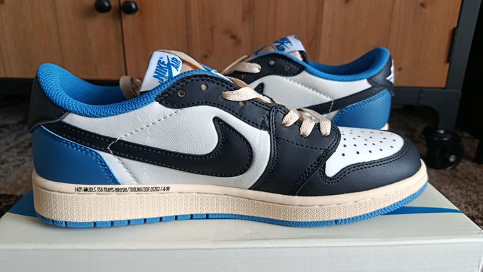 Nike Jordan 1 Low X Travis Scott bleu/noir/blanc - photo numéro 6
