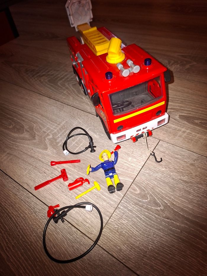 Sam le pompier camion - photo numéro 4