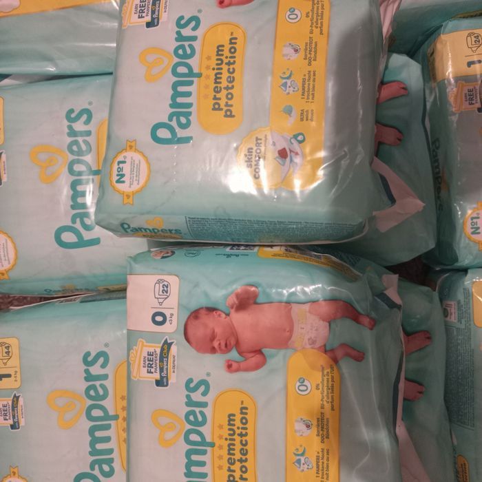 Lot pampers taille 0 et taille 1 et taille 2 - photo numéro 3