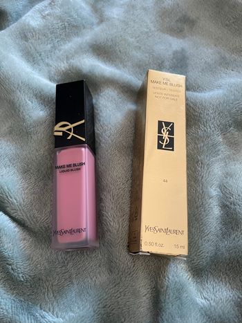 Blush liquide Yves Saint Laurent – Make Me Blush, n°44.