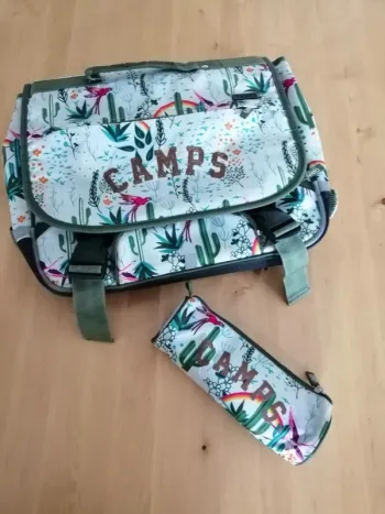 Cartable avec trousse