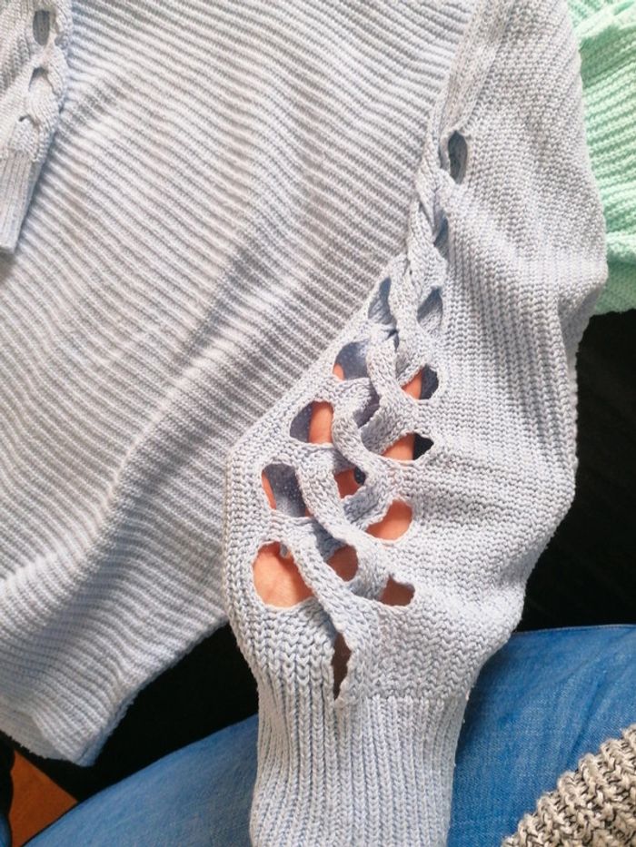 2 pulls - photo numéro 2