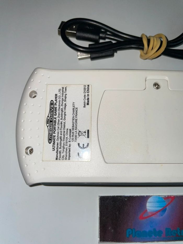 Sega Mega Drive Ultimate portable Game Player Loose Version PAL 90 Jeux Jaunie - photo numéro 5