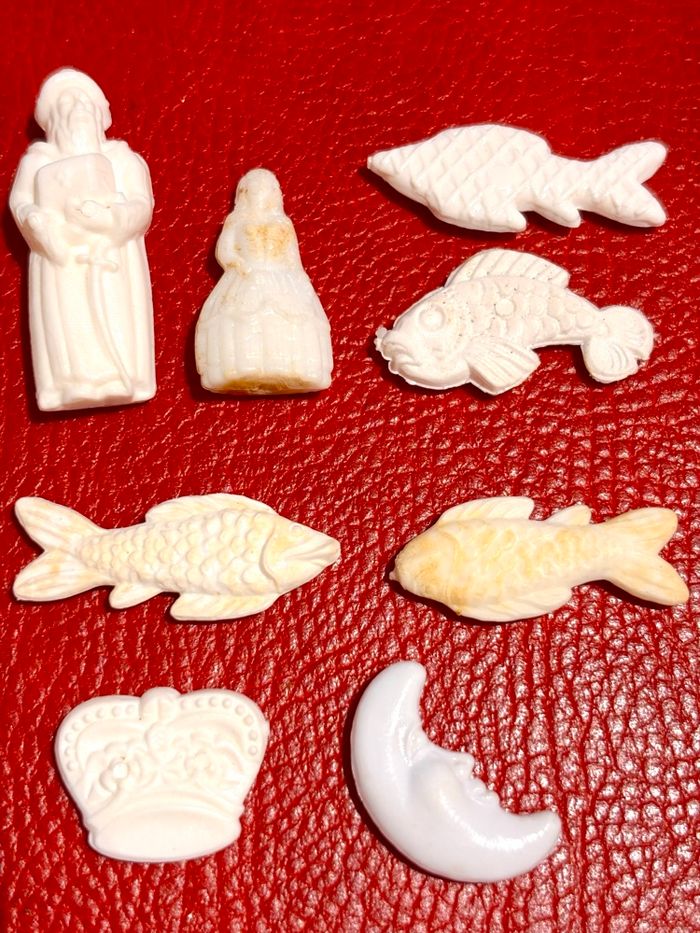 Lot 21 fèves en plastique blanc - photo numéro 3