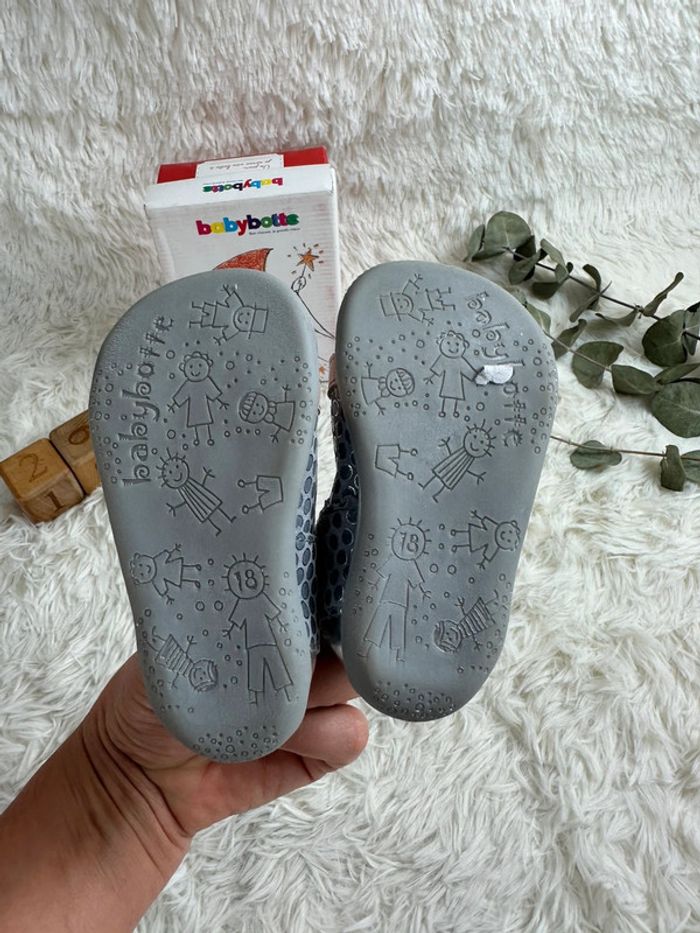 Paire de sandales Babybotte taille 18 - photo numéro 6