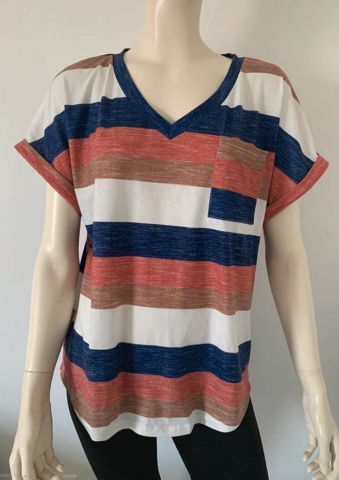 Top / teeshirt rayé coloré coton manches courtes taille L ou 40/42