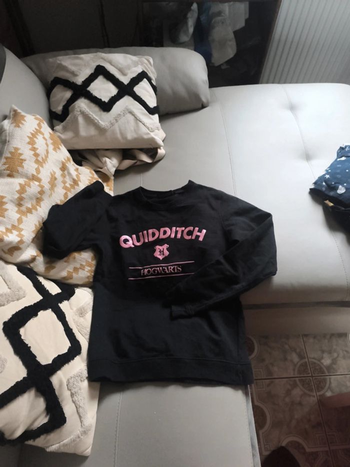Sweat noir et rose pailleté Harry Potter