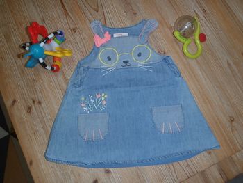robe en jeans - motif lapin à lunettes