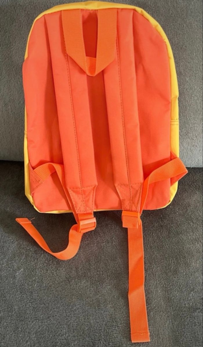 Sac à dos stitch neuf et étiqueté Mesure 29x24 cm - photo numéro 3