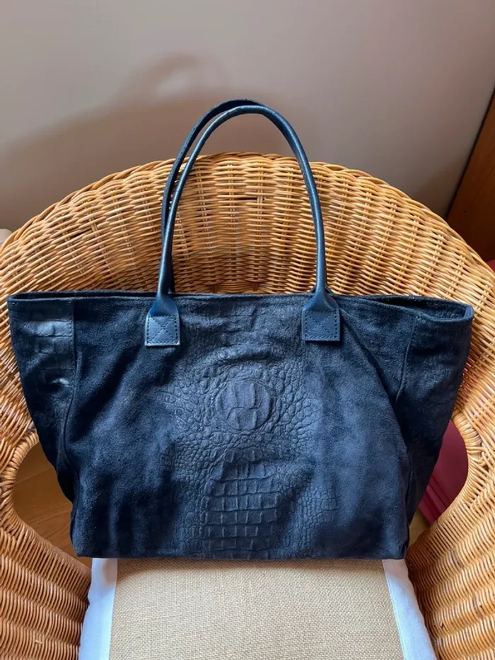 Sac shopping en daim bleu marine fabriqué en Italie très bon état [ref 2507SB119] - photo numéro 11