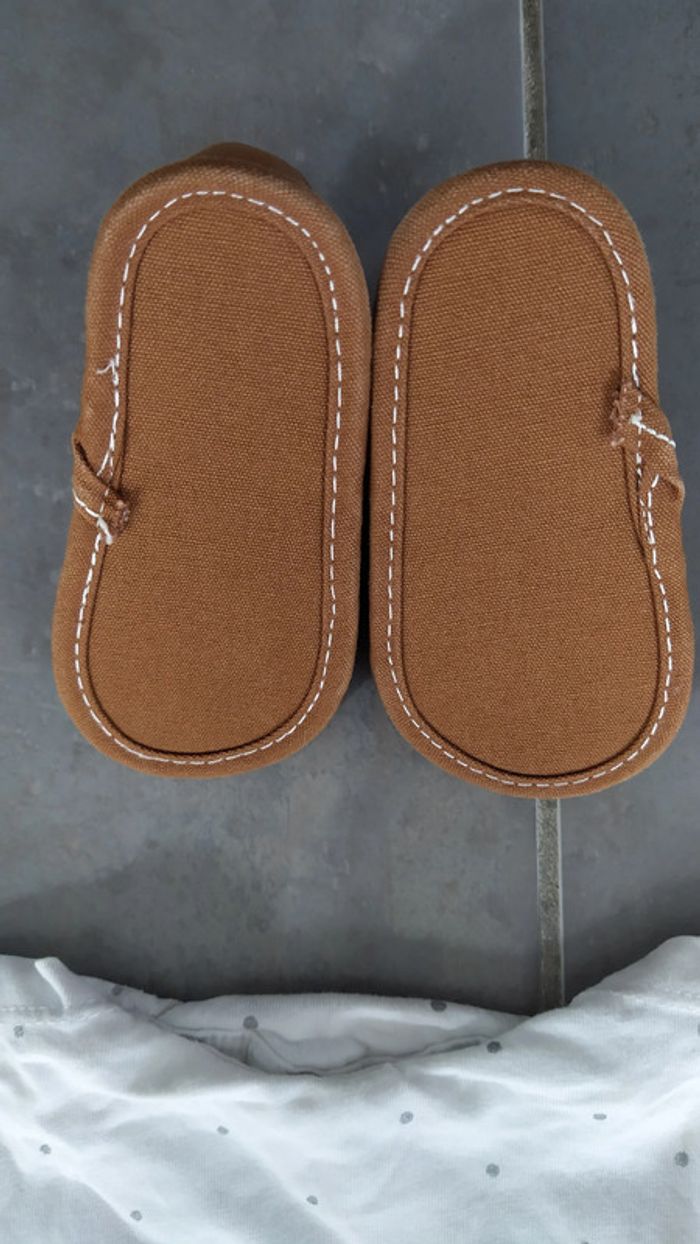 Tenue fille + chaussures en 6 mois - photo numéro 5