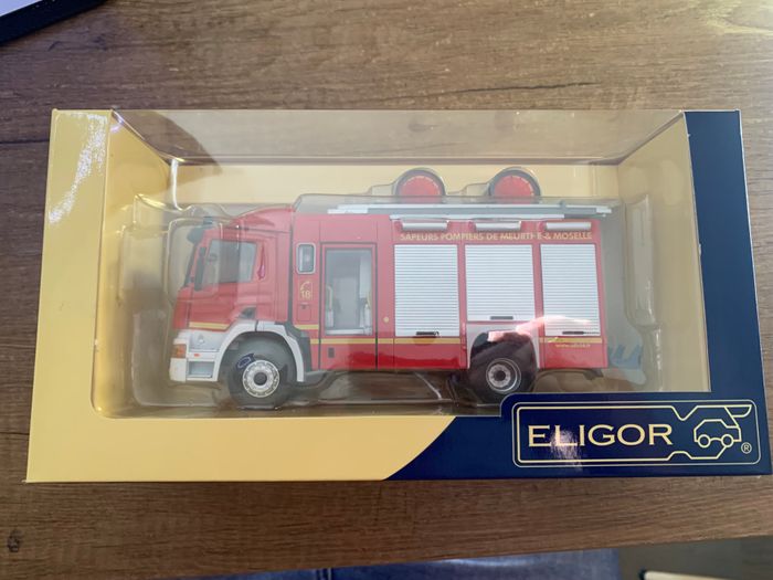 Véhicule Pompier Eligor 1/43éme Scania Cabine Courte FPT Secours Routier Meurthe et Moselle - photo numéro 8