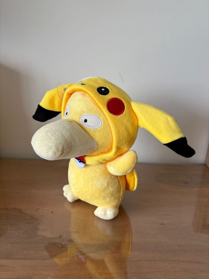 Peluche Pokémon Pikachu Psykokwak - photo numéro 2