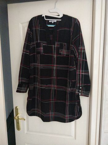 Tunique noire rayures rouges et blanches