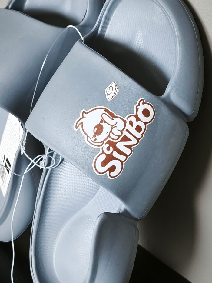 Sandales plastique - photo numéro 2