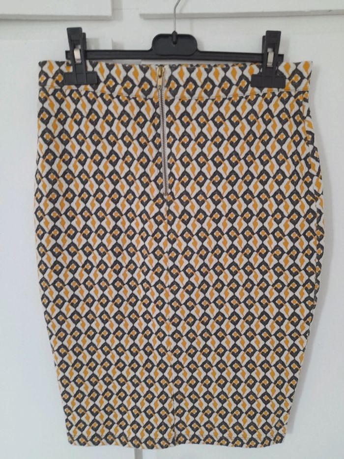Jupe crayon motifs jaune noir - Kiabi - photo numéro 3