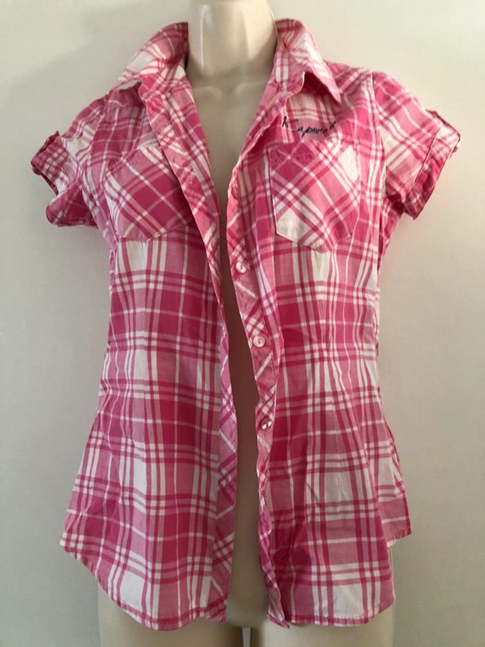Chemise  kaporal  taille small /36 rose blanc strass