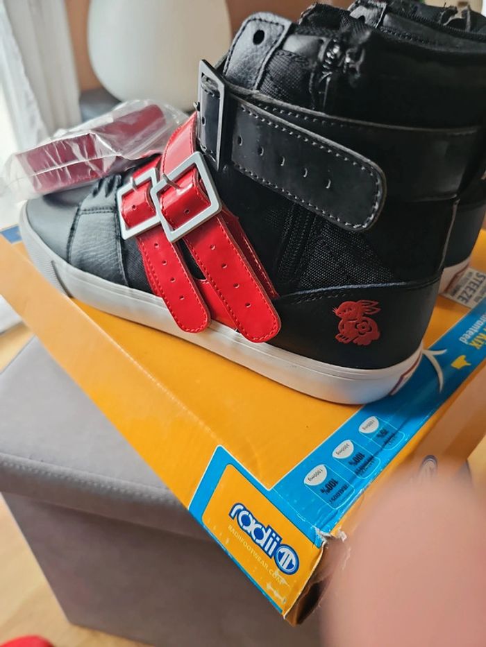 🔥Radii Straight Jacket VLC T.44💫 - photo numéro 2