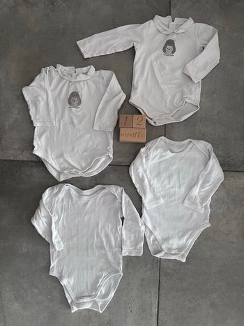 Lot de 4 bodys manches longues taille 12 mois okaidi très bon état