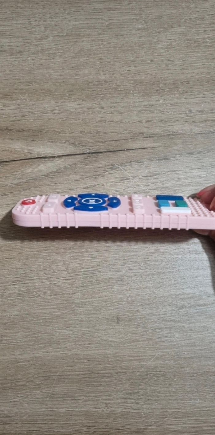 Télécommande en silicone - photo numéro 3