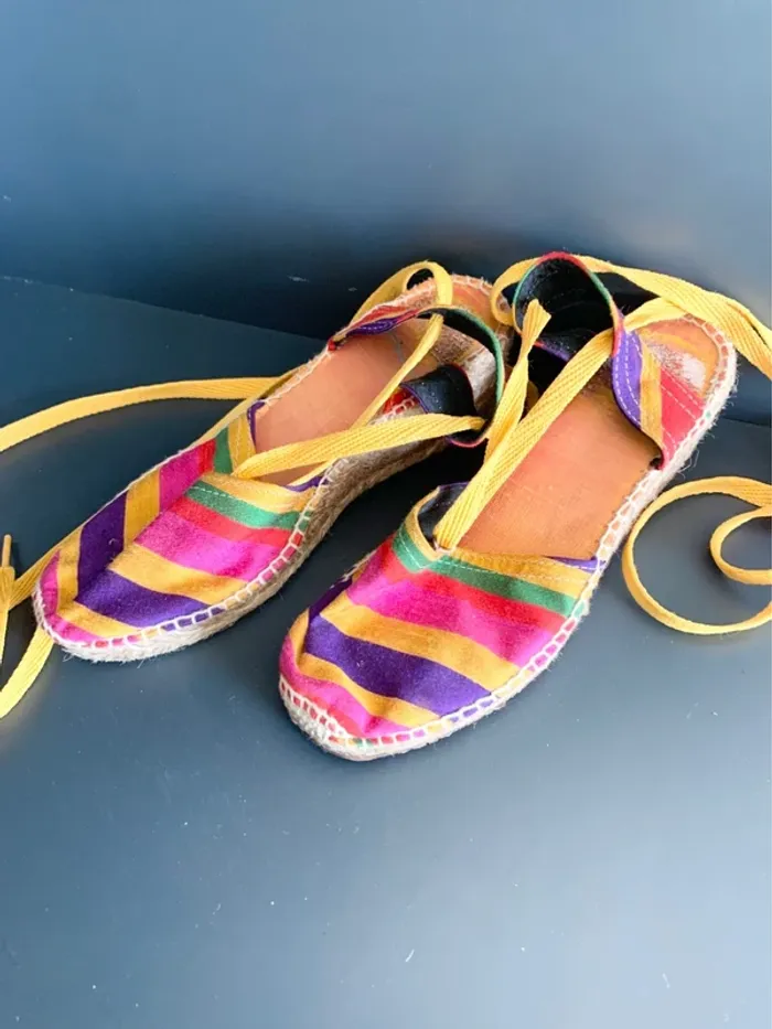 Espadrilles compénsées a lacets cheville. Taille 36 - photo numéro 2