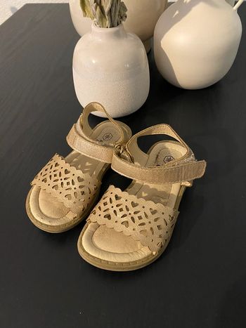 Sandales fille doré Gemo 23