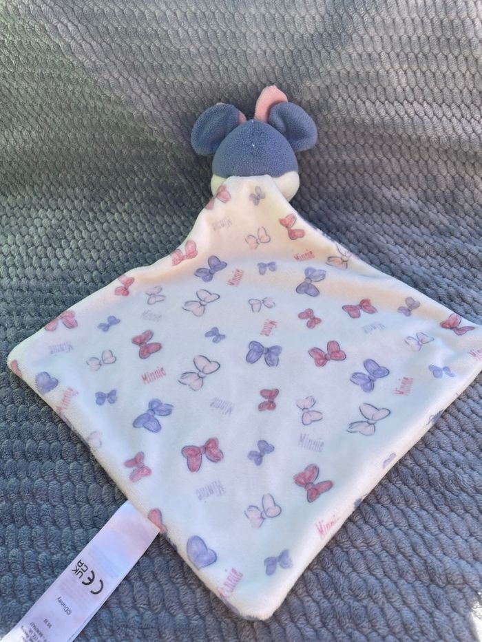 Doudou plat Minnie Souris blanc gris rose têtes Disney Primark - photo numéro 2