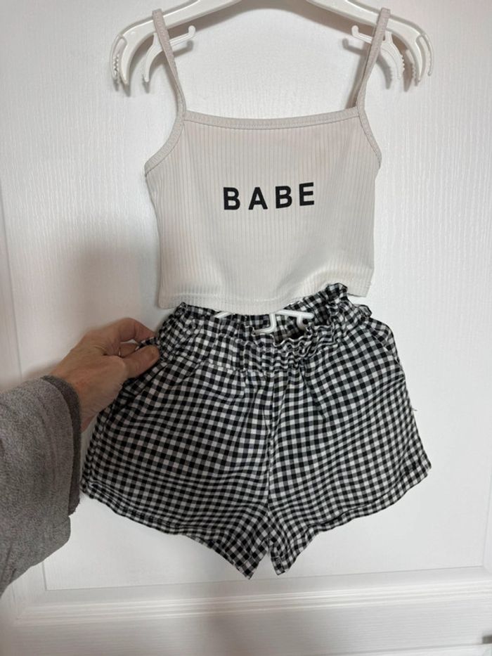 Lot de 10 vêtements 4 ans - photo numéro 8