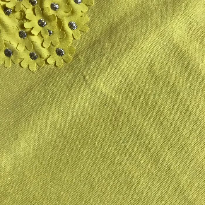 T-shirt jaune fleurs coeurs argentés 10 ans Okaidi - photo numéro 4