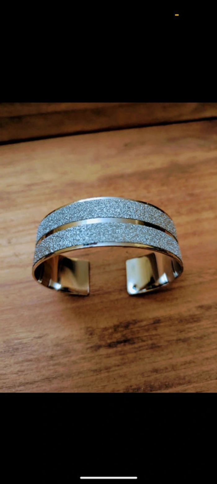 Bracelet rigide en couleur argenté pailleté jonc - photo numéro 3