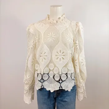 Blouse dentelle écrue Miss Chawn Paris col montant ajouré romantique – Taille M A735