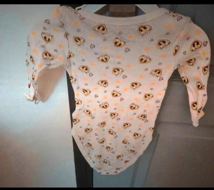 Lot de 5 bodies 6 mois Looney Tunes et disney - photo numéro 4