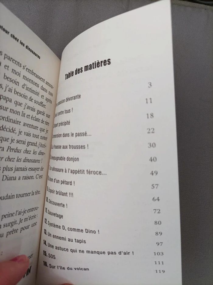 Livre "de retour chez les dinosaures" neuf - photo numéro 4