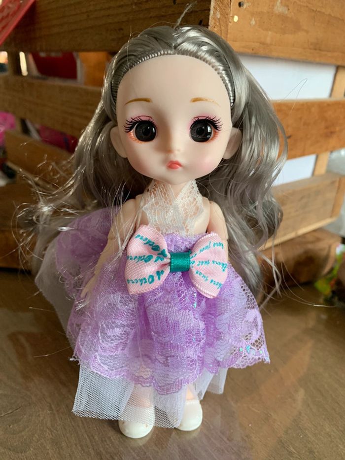 Petite poupée collection