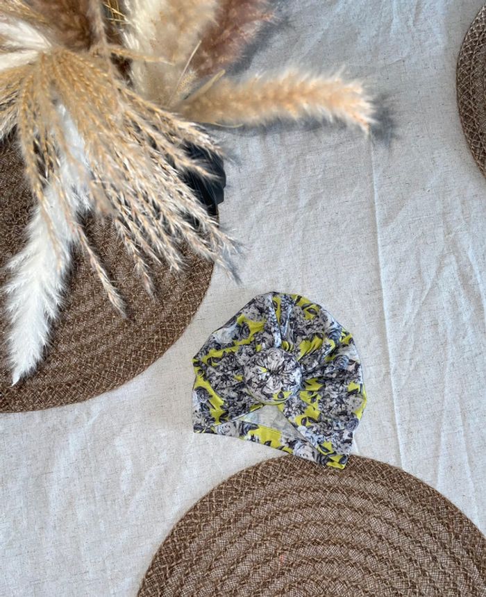 Turban fleuri
