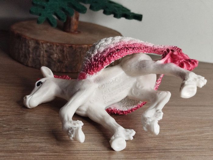 Schleich Figurine imaginaire Bayala Jeune Pégase - photo numéro 4