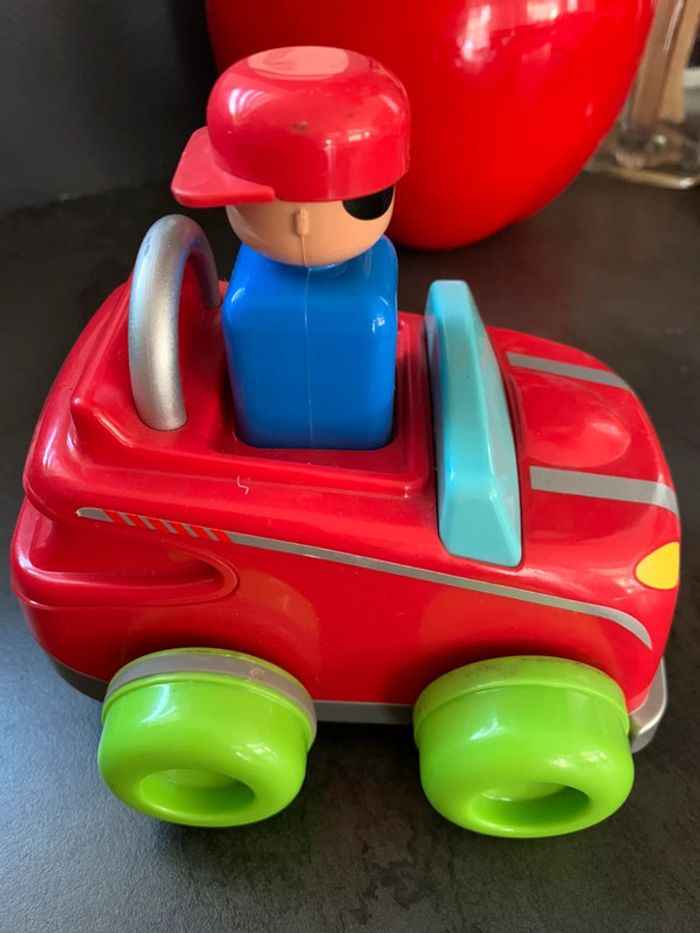 Voiture enfants TOMY