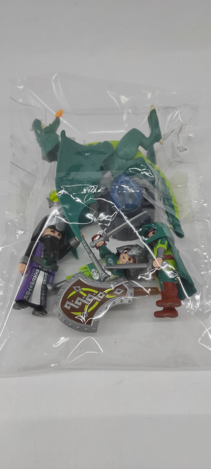 Coffret Dragon ( Livre et playmobil) - photo numéro 3