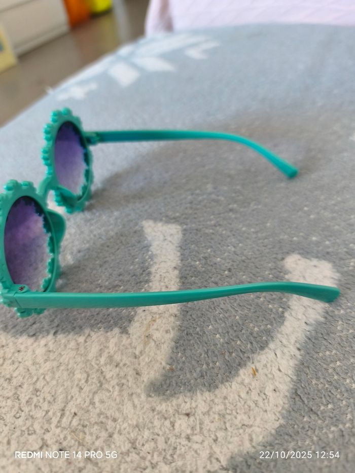Lunette de soleil ☀️ - photo numéro 4