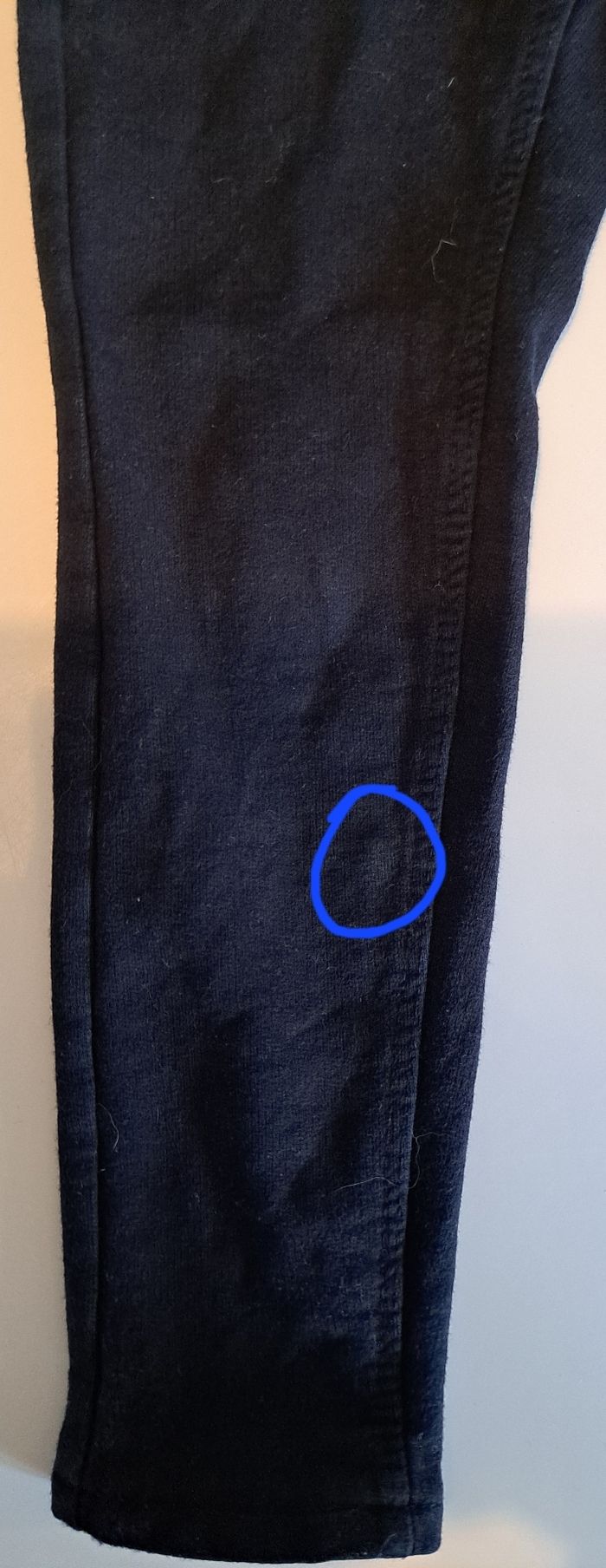 Lot de 2 pantalons fille 4 ans TBE - photo numéro 8