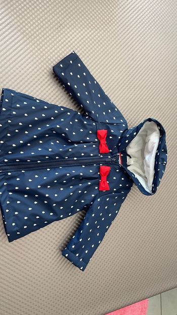 Manteau / coupe vent doublé 9 mois