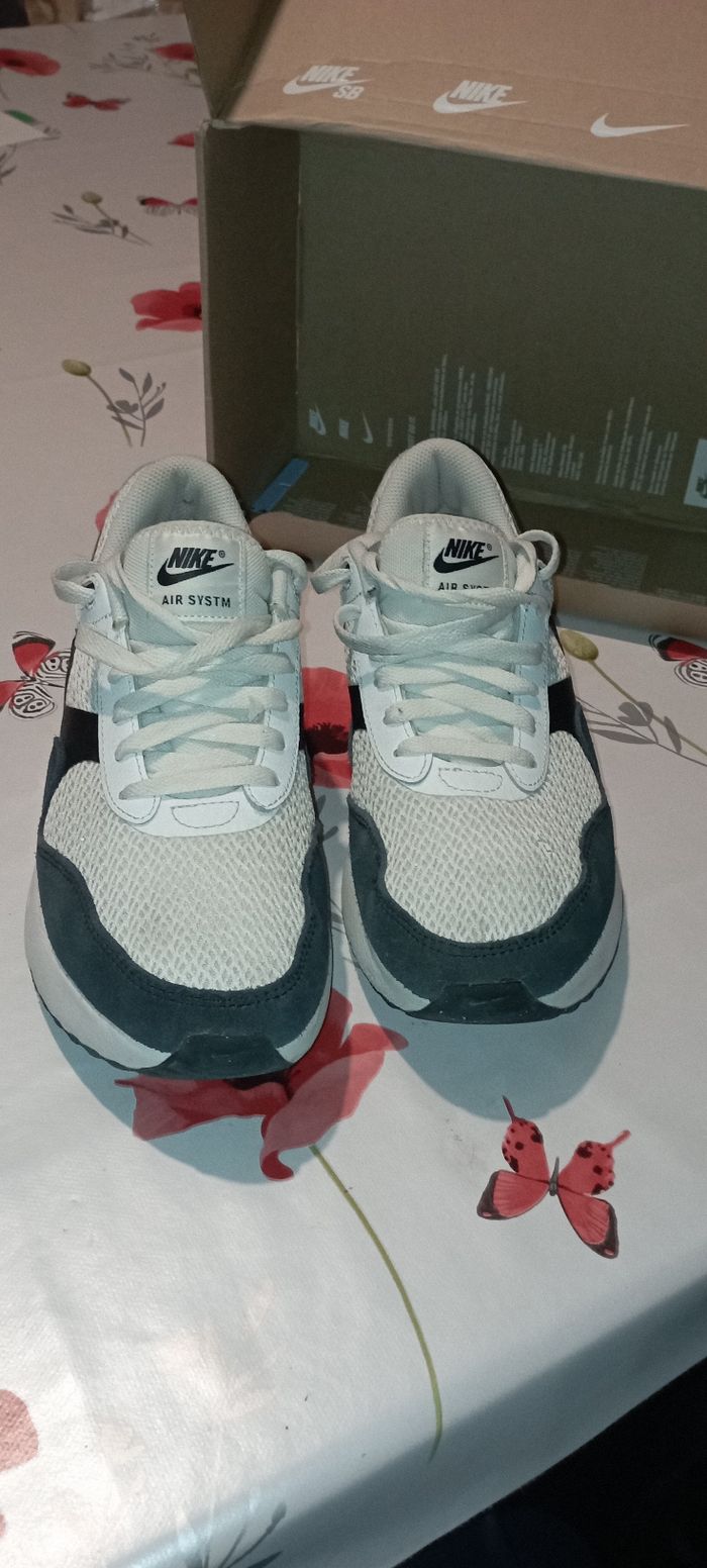 Basket Nike pointure 40 - photo numéro 5